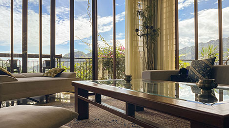 interior window cleaning