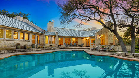 window cleaning in large custom homes